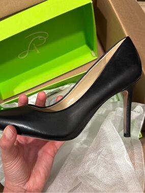 Sam Edelman Black Leather Pointed-Toe Stiletto Pumps